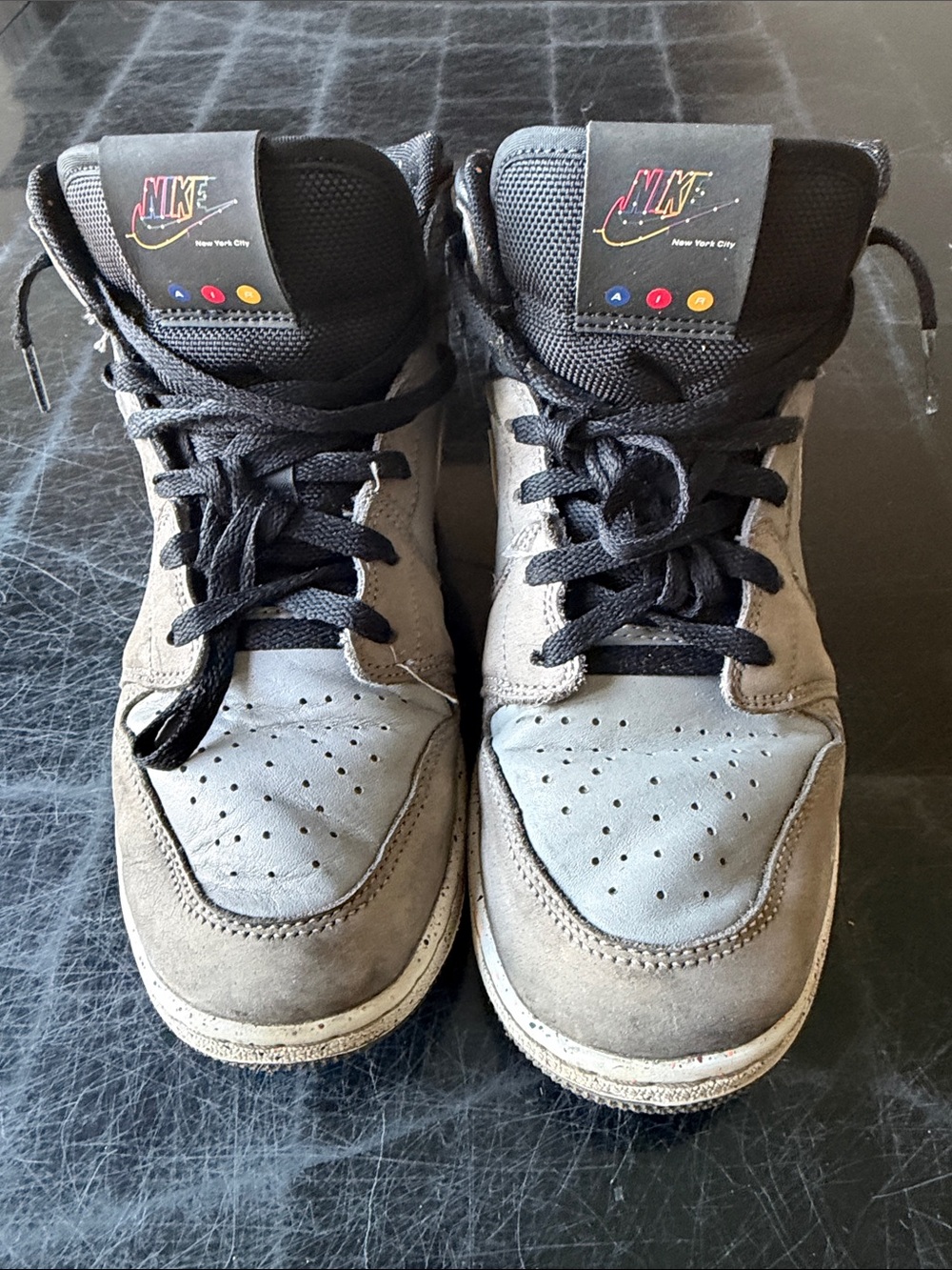Air Jordan 1 Mid Wings “NYC Subway” kids